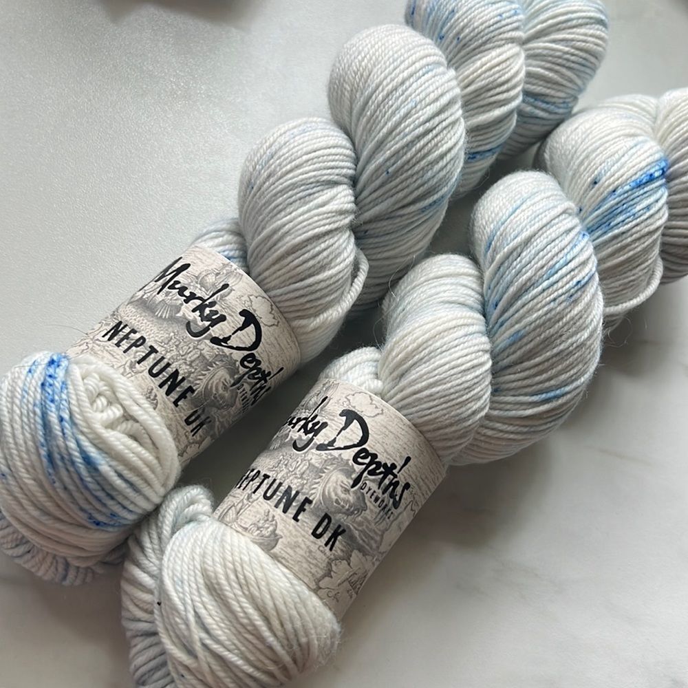[ HANDMADE SUPERWASH MERINO WOOL ] 100% MERINO WOOL, hand dyed, 230 yd skein x2